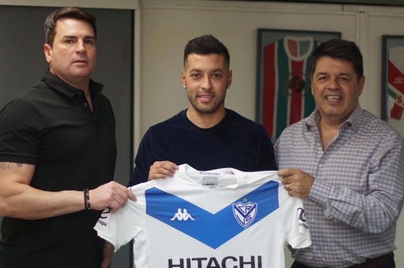 Lucas Janson firm� contrato y es jugador de V�lez